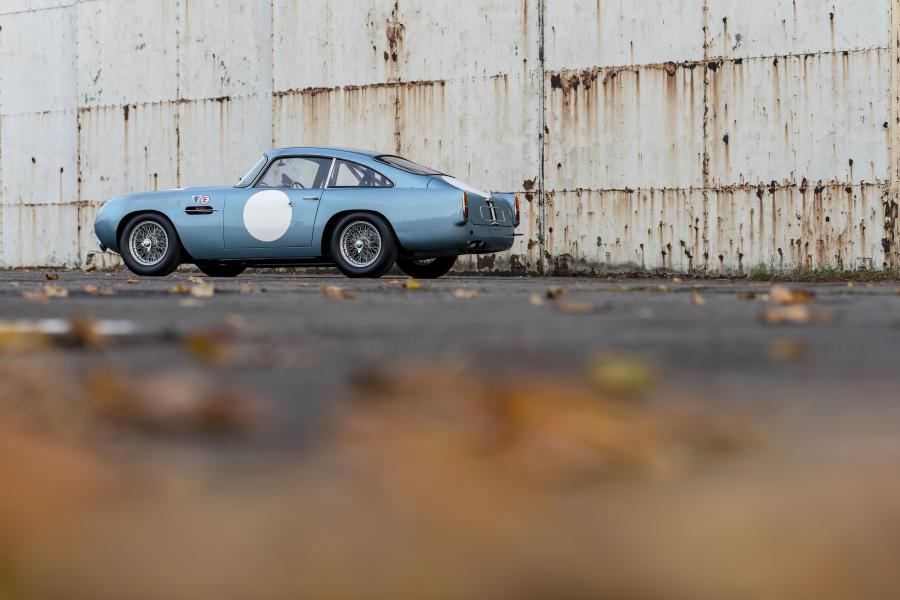  Aston Martin DB4 GT Continuation 2017 года  (UK) (фото 11 из 90)